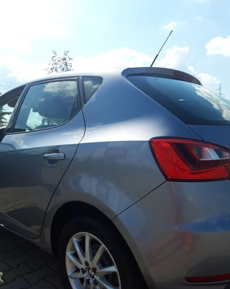 Seat Ibiza cena 37000 przebieg: 45473, rok produkcji 2017 z Knurów małe 191